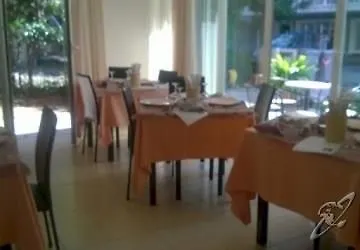 Tritone 3* Riccione